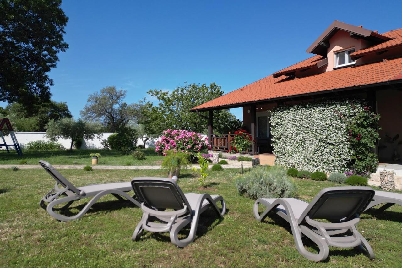 Villa Tinov Dvor Brisevo Exteriér fotografie